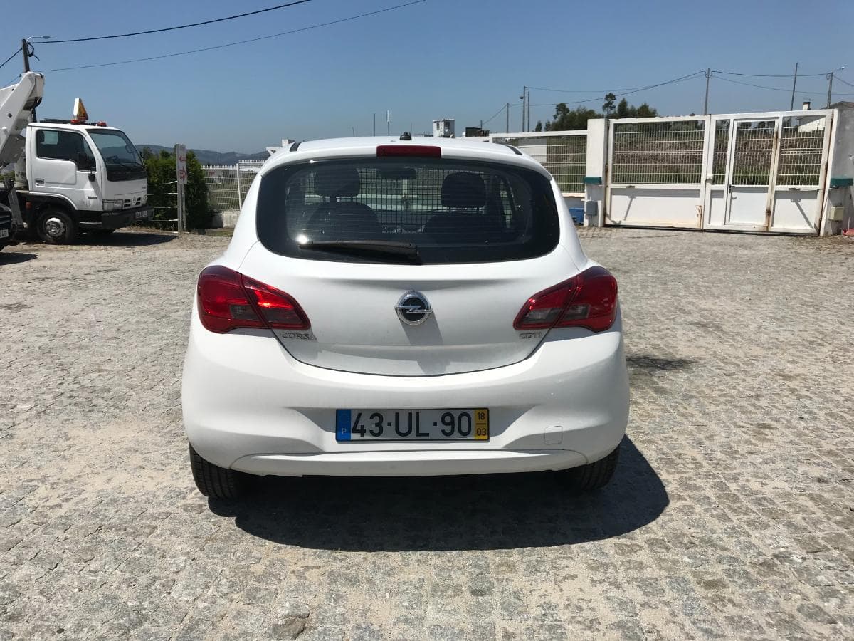 Opel Corsa 1.3 CDTI · Ano 2018 — imagem 3