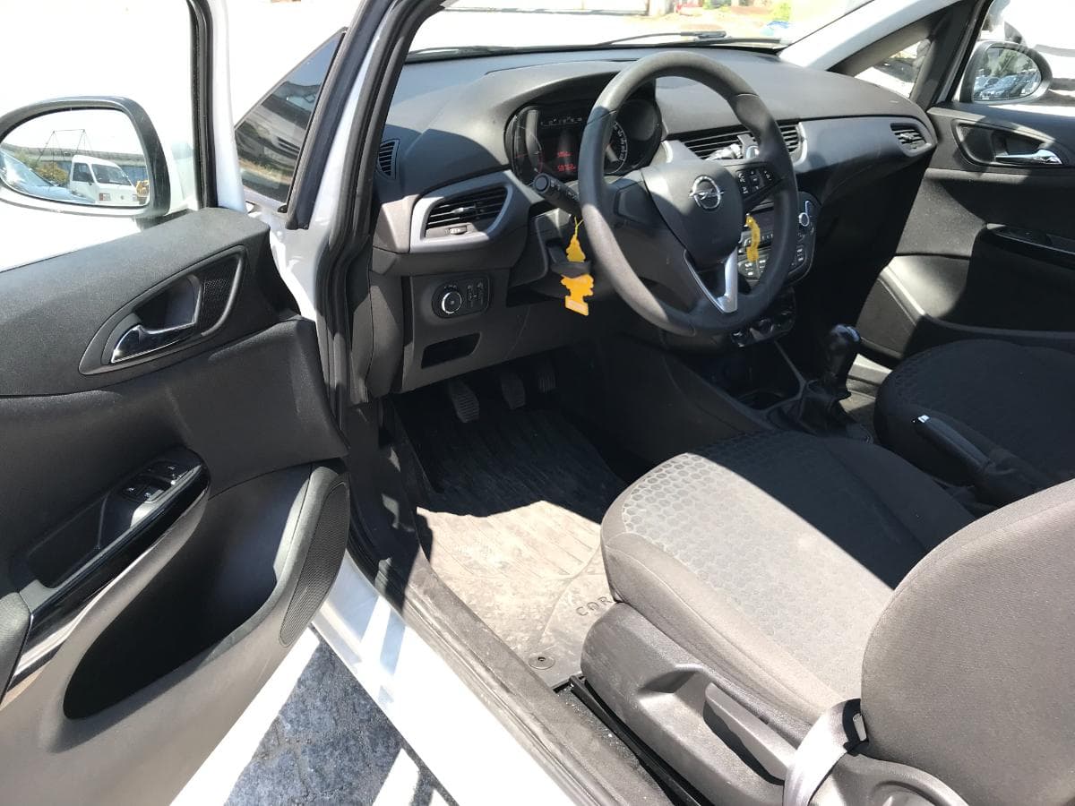 Opel Corsa 1.3 CDTI · Ano 2018 — imagem 10