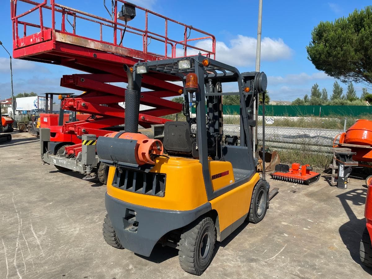 Empilhador Herculift TH 25 — imagem 3