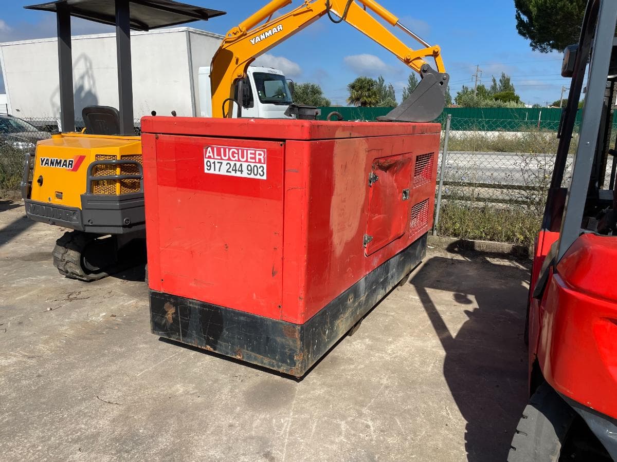 Generador Himoinsa — imagen 2