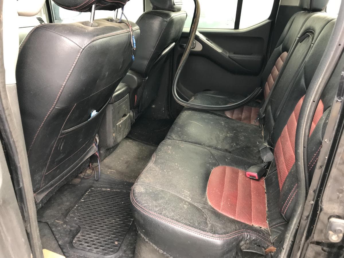 Nissan Navarra Pick UP 2.5 DCI · Ano 2007 — imagem 23