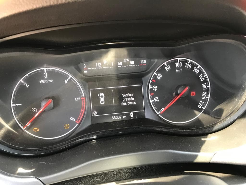 Opel Corsa 1.3 CDTI · Ano 2018 — image 18
