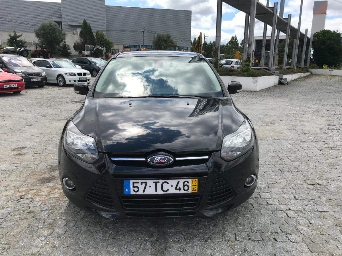 Ford Focus 1.6 TDCI · Ano 2013 — imagen 2