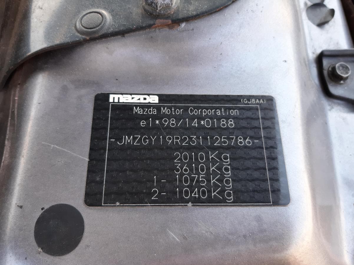 Mazda 6 2.0D · Ano 2003 — imagem 9