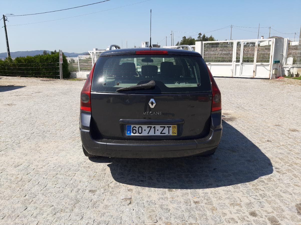 Renault Mégane 1.5 DCI · Ano 2005 — imagen 5