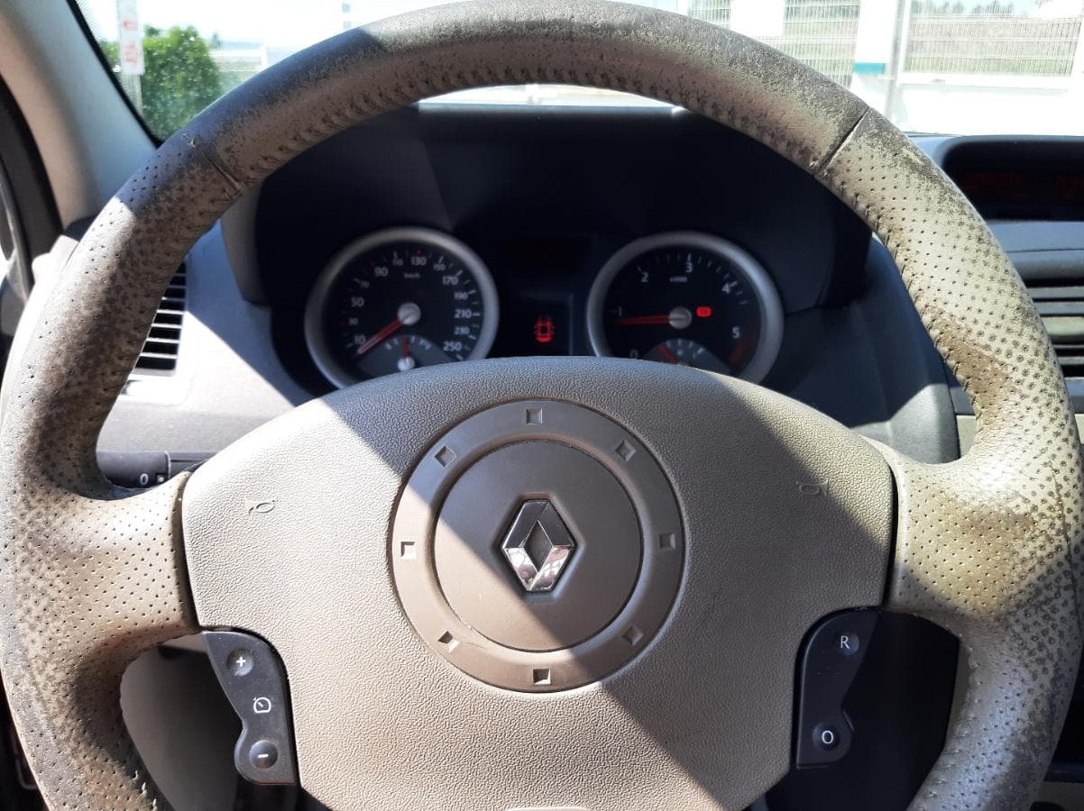 Renault Mégane 1.5 DCI · Ano 2005 — imagen 19