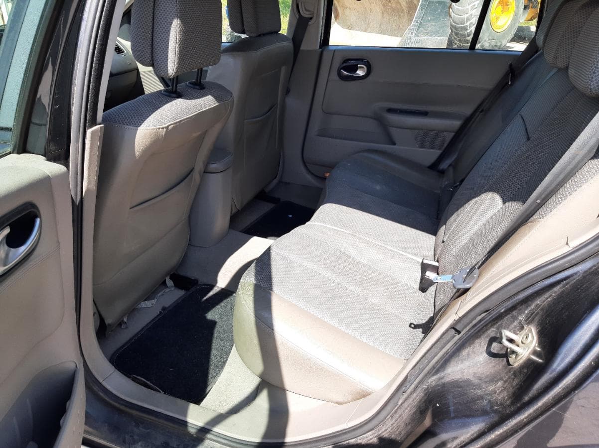 Renault Mégane 1.5 DCI · Ano 2005 — imagen 23