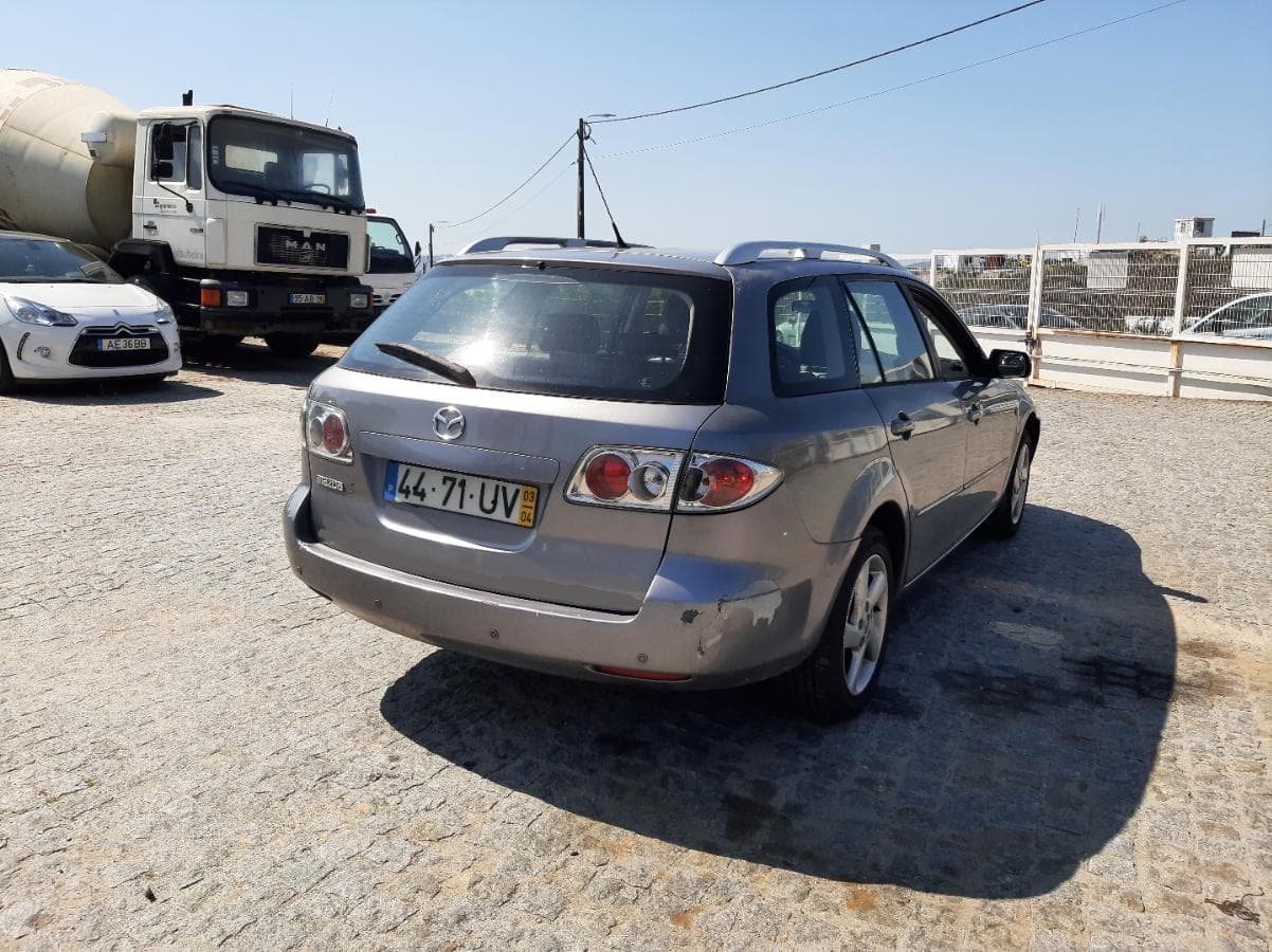 Mazda 6 2.0D · Ano 2003 — imagem 4