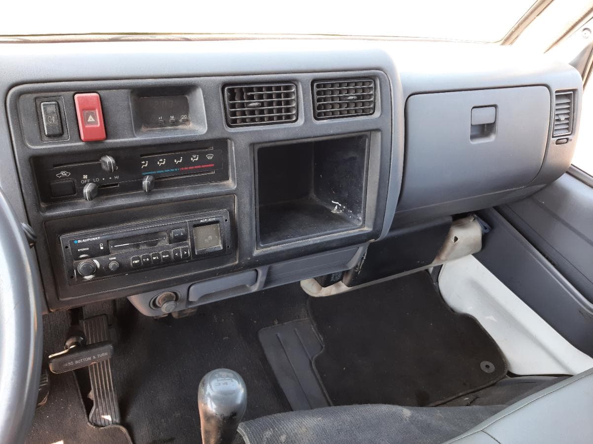 Toyota Dyna Cabine Dupla · Ano 1998 — imagem 18