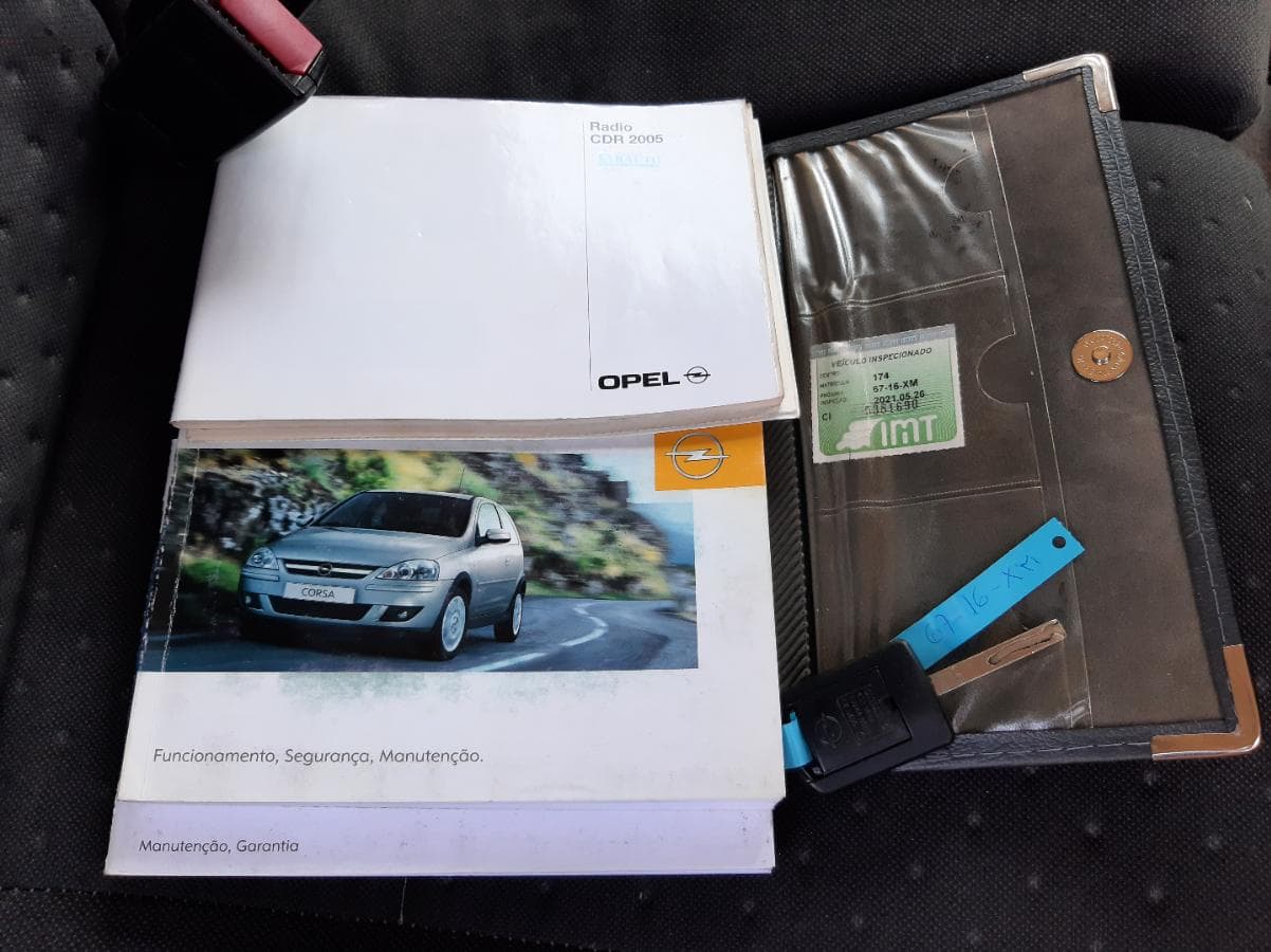 Opel Corsa 1.2 · Ano 2004 — imagem 22
