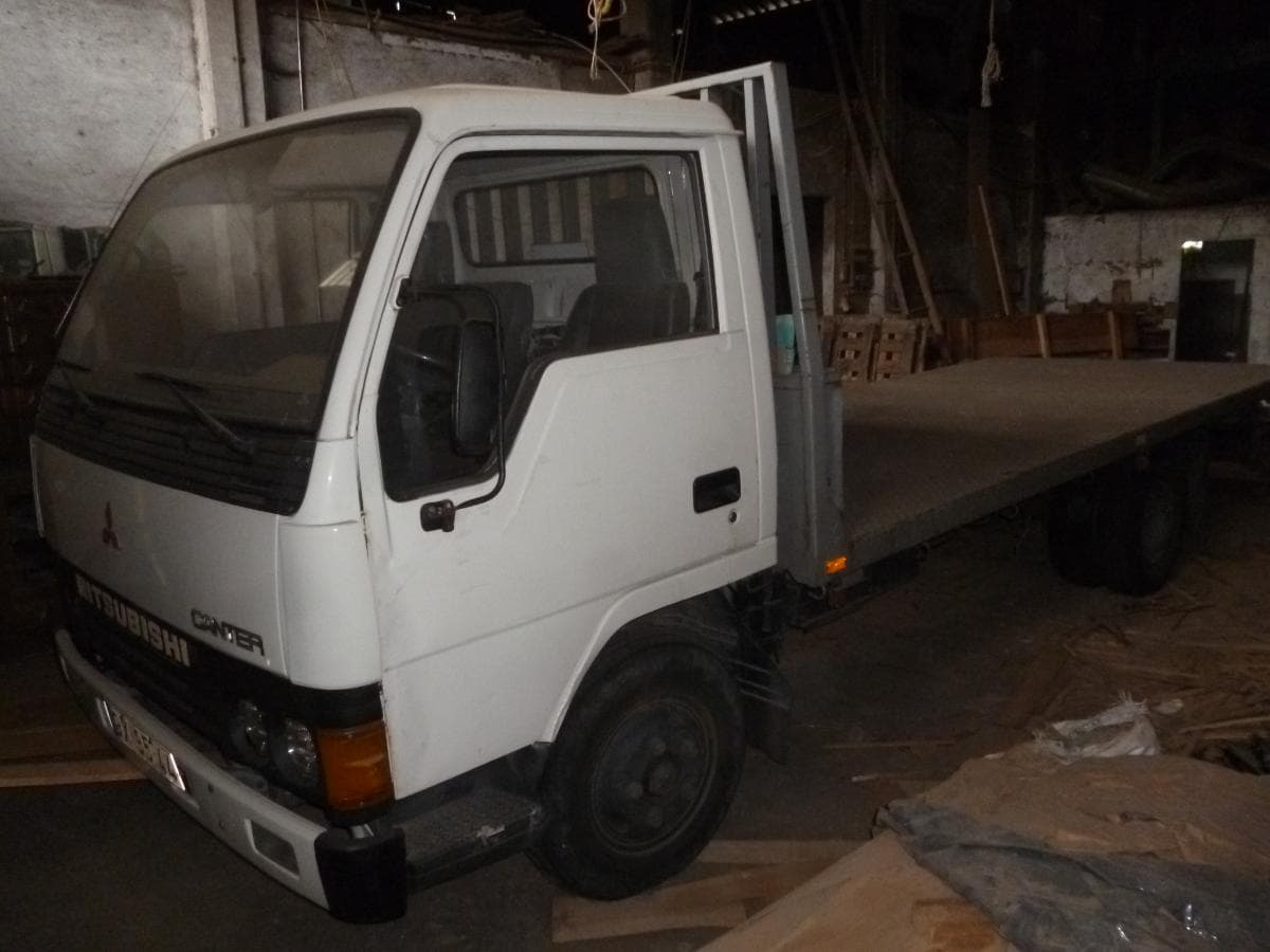 Mitsubishi  Canter