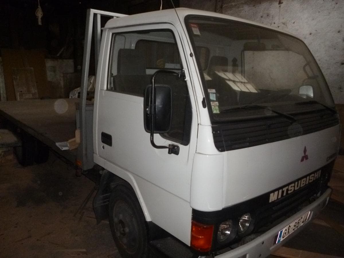 Mitsubishi  Canter — image 7