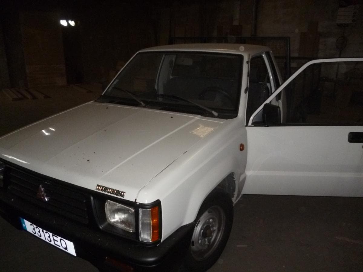 Mitsubishi  L200 — imagem 2