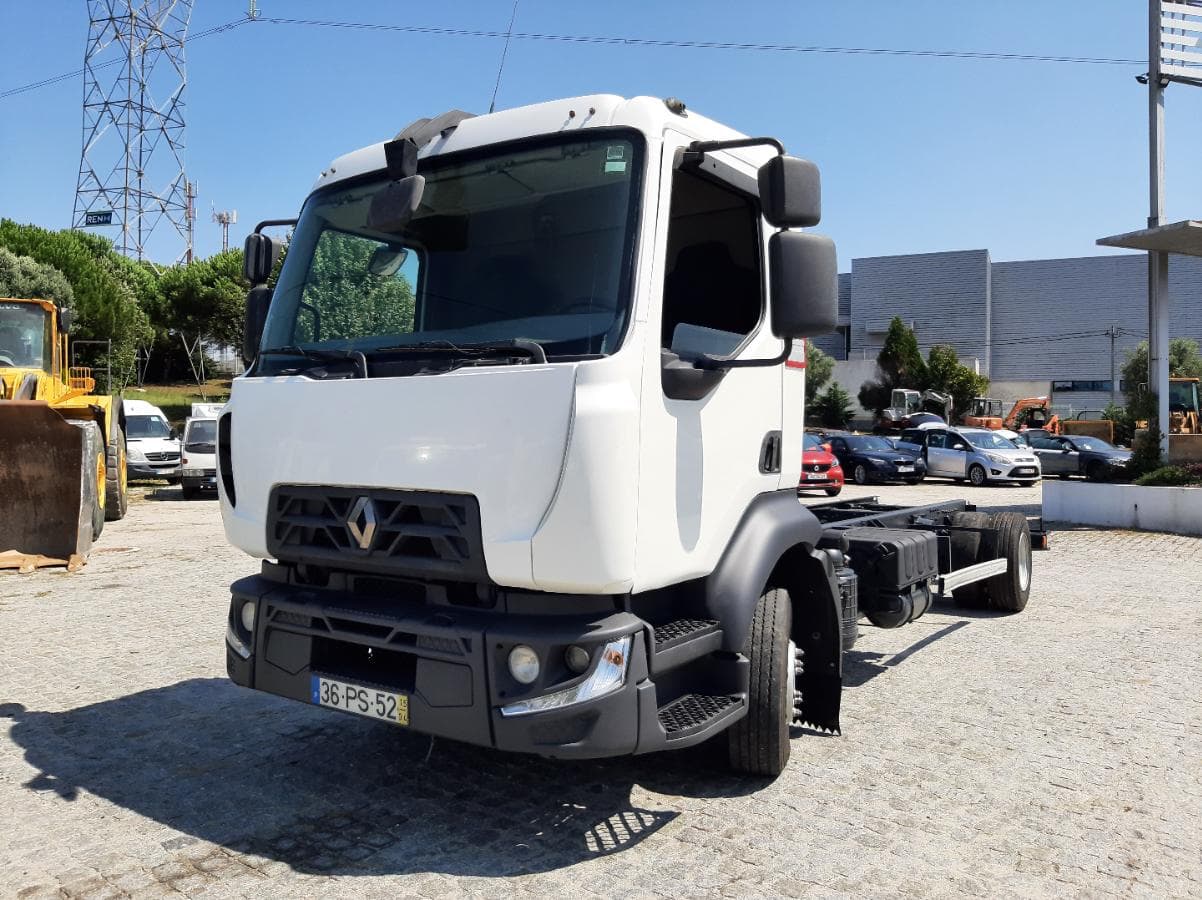 Renault Midlum 12 Toneladas 240 CV · Ano 2015 — imagem 3