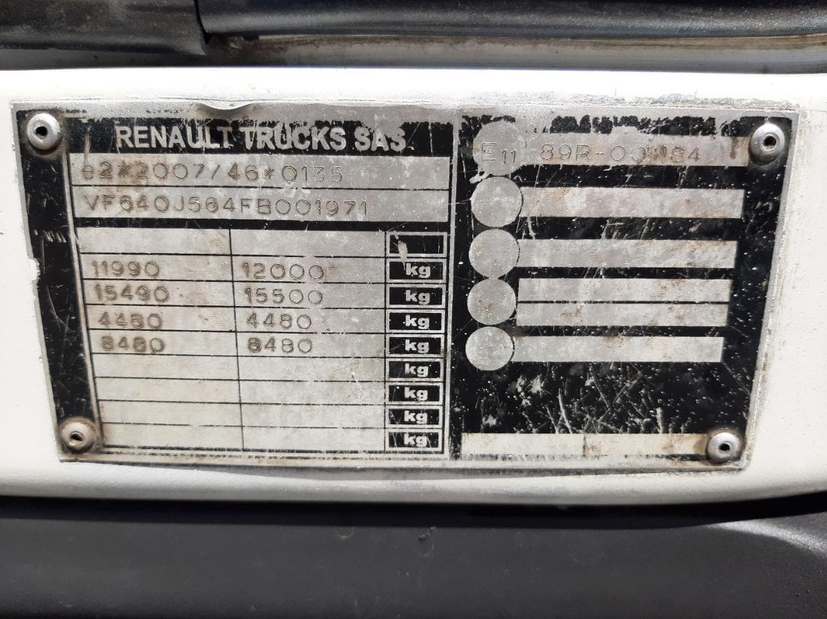 Renault Midlum 12 Toneladas 240 CV · Ano 2015 — imagem 9