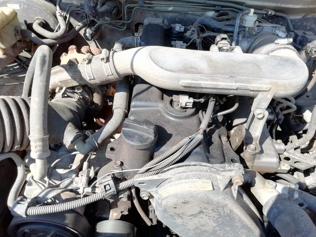 TOYOTA HILUX D4D · — imagem 4