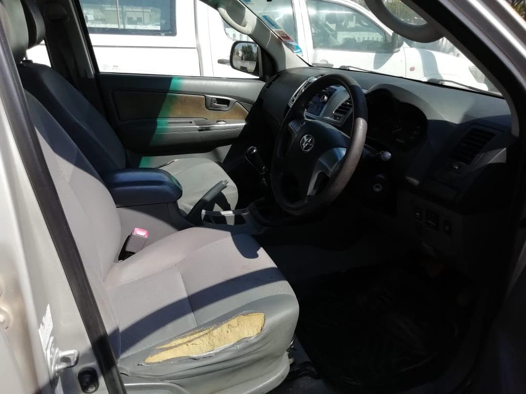 TOYOTA HILUX D4D · — imagem 12
