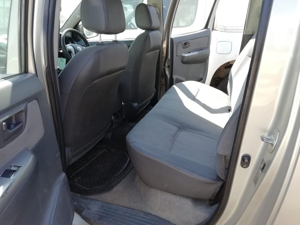 TOYOTA HILUX D4D · — imagem 15