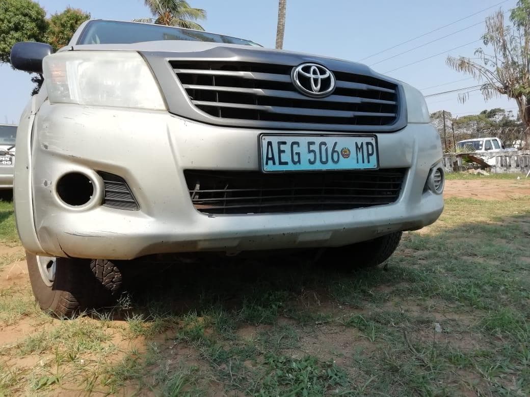 TOYOTA HILUX D4D · — imagem 3