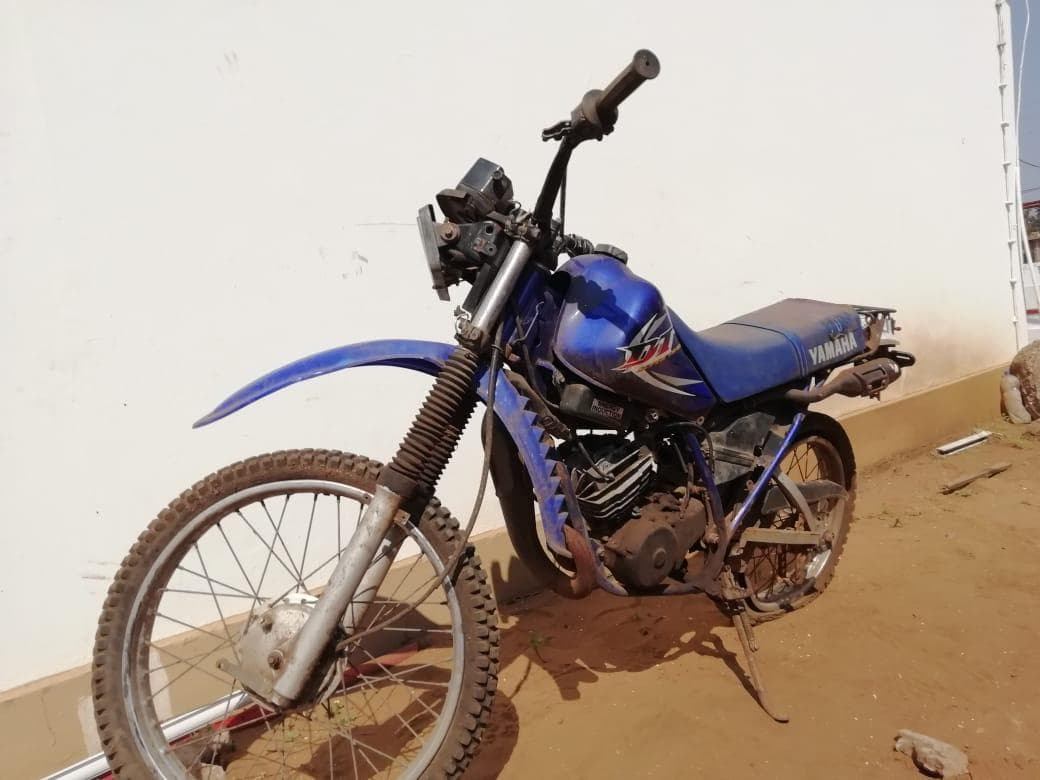 Yamaha DT 125 · — imagem 1