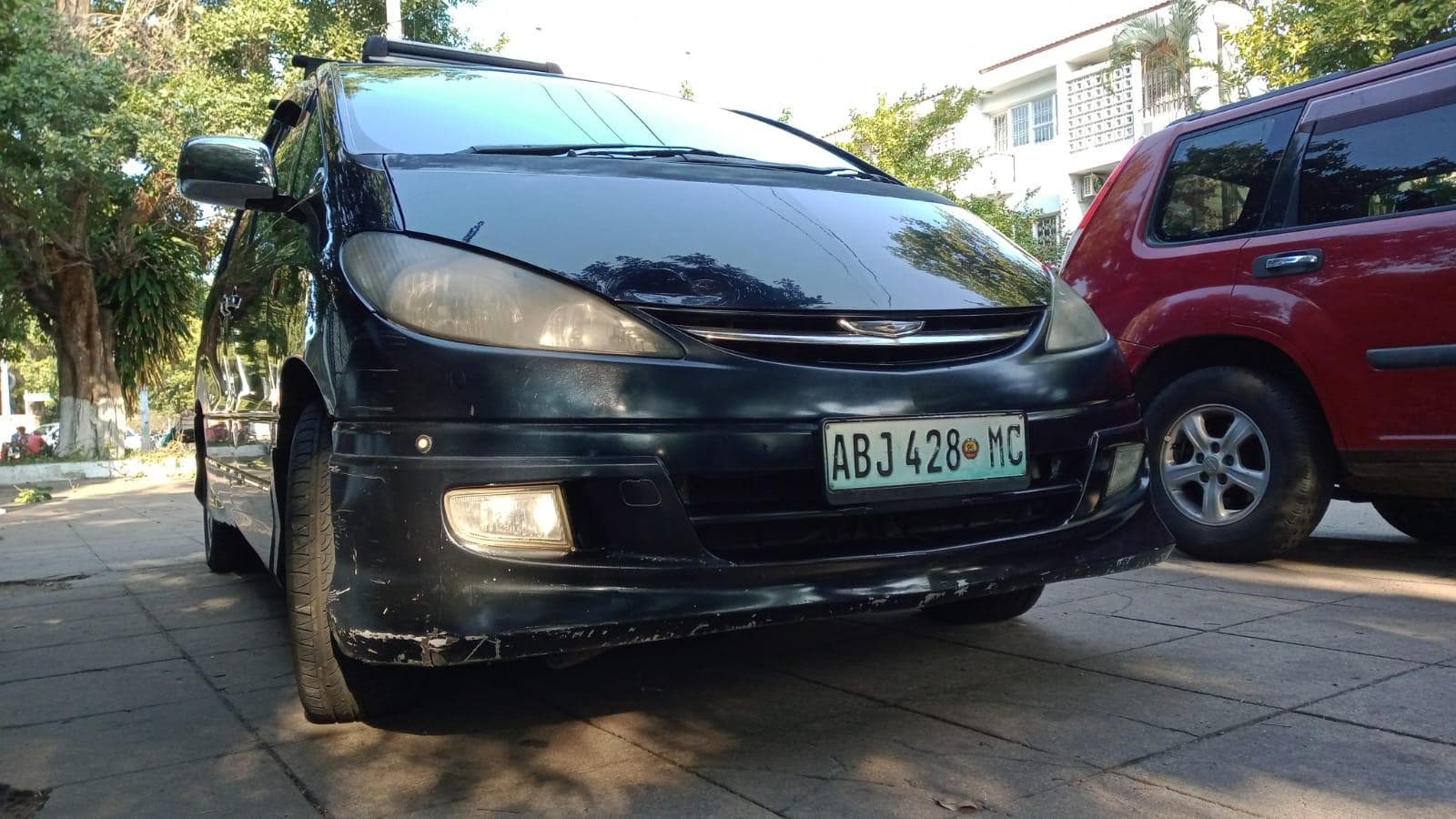 Toyota Estima · — imagem 2