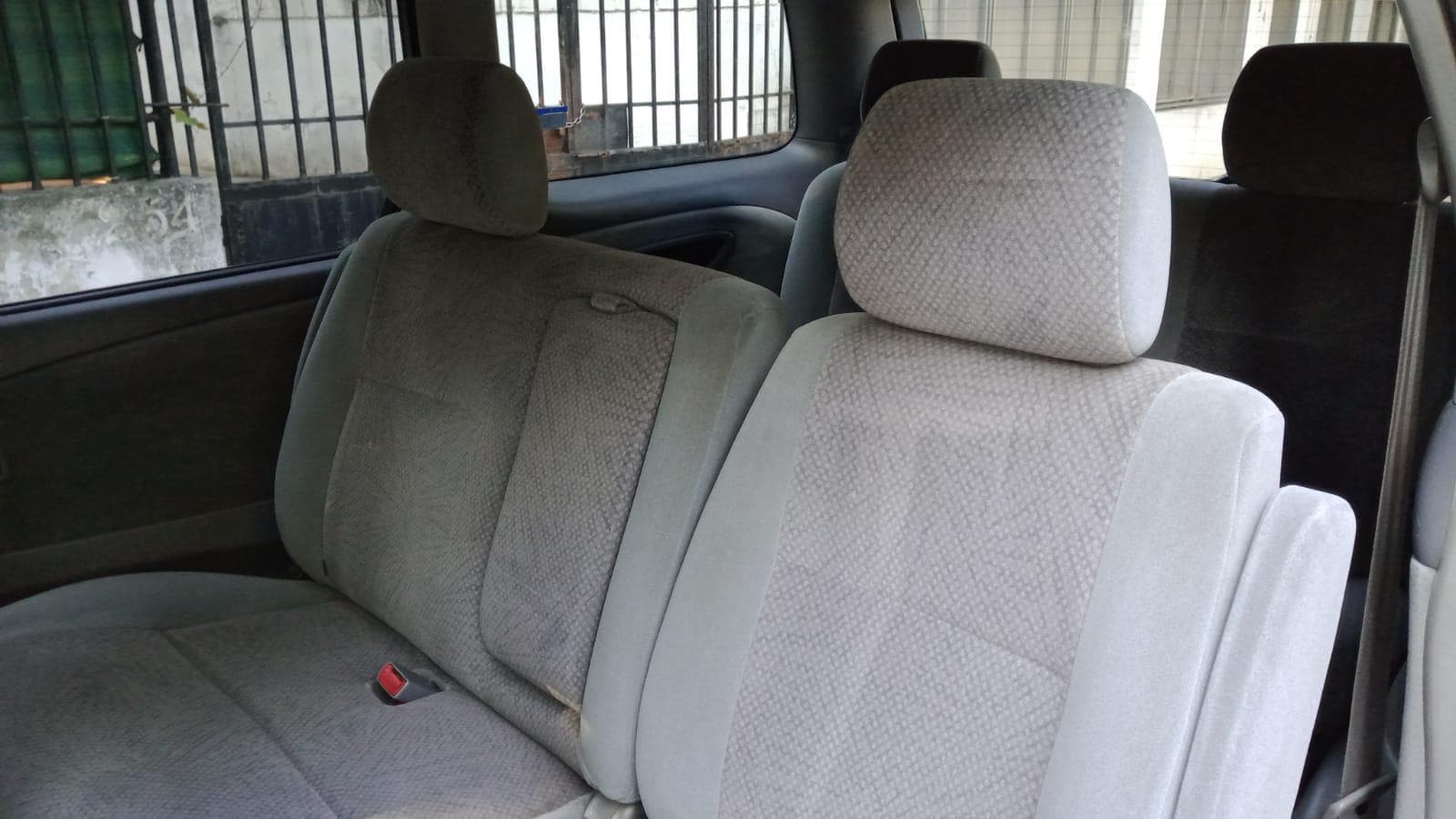 Toyota Estima · — imagem 9