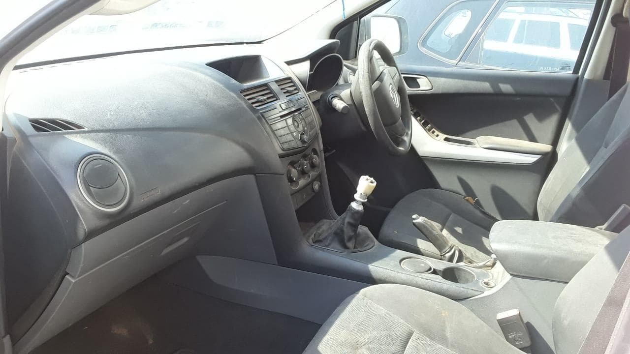 Mazda BT50 · — imagem 12