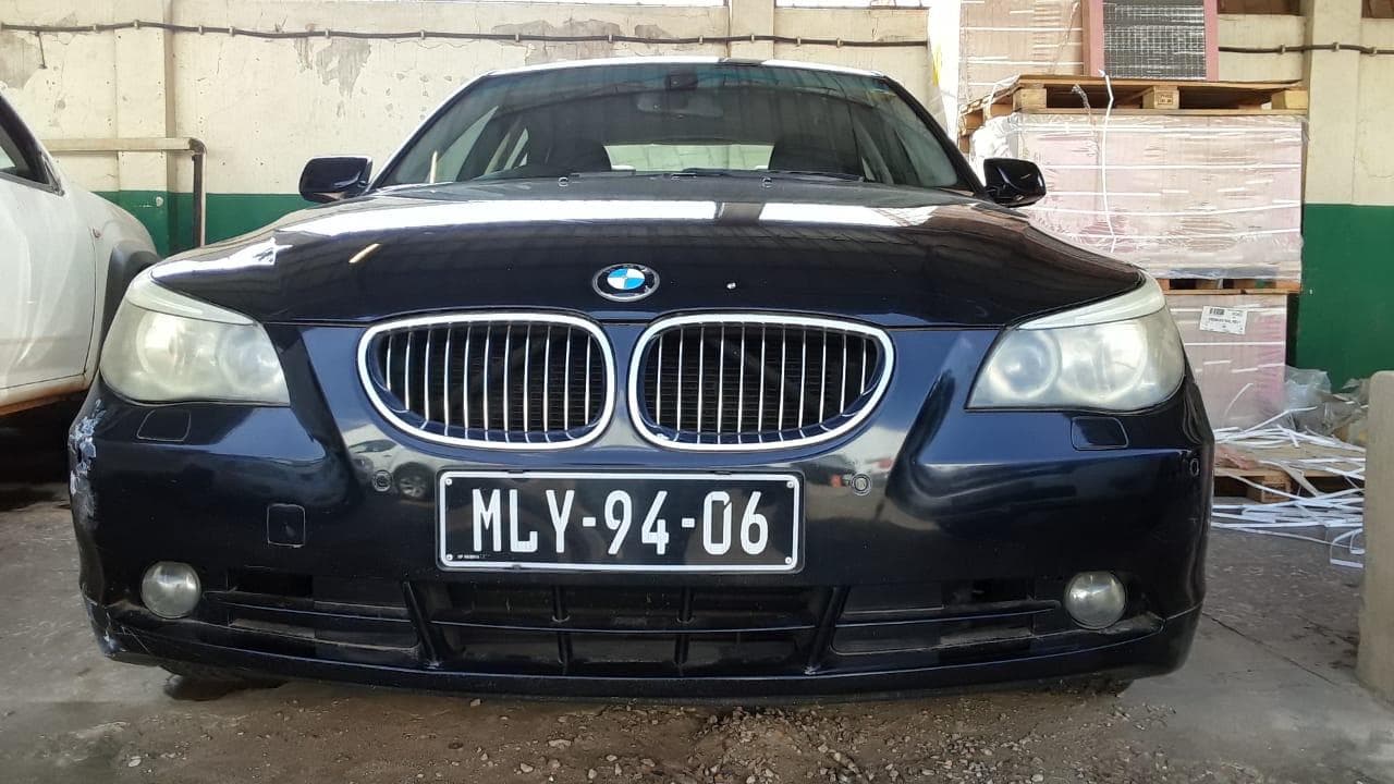 BMW - 525i · — imagem 3
