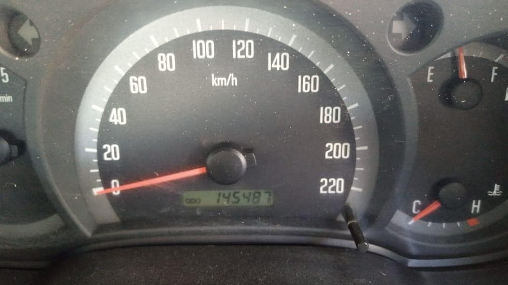 Isuzu KB 250D · — imagen 11