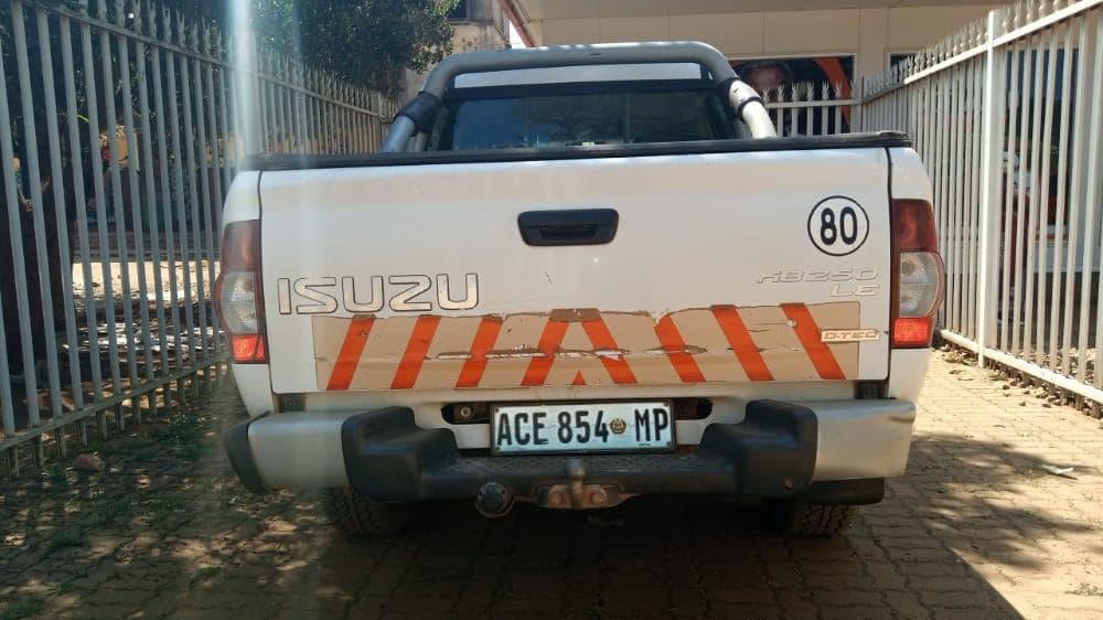 Isuzu KB 250D · — imagen 12