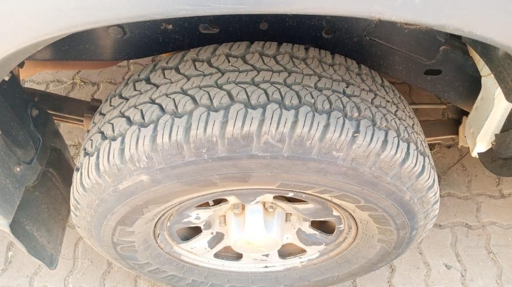 Isuzu KB 250D · — imagen 16
