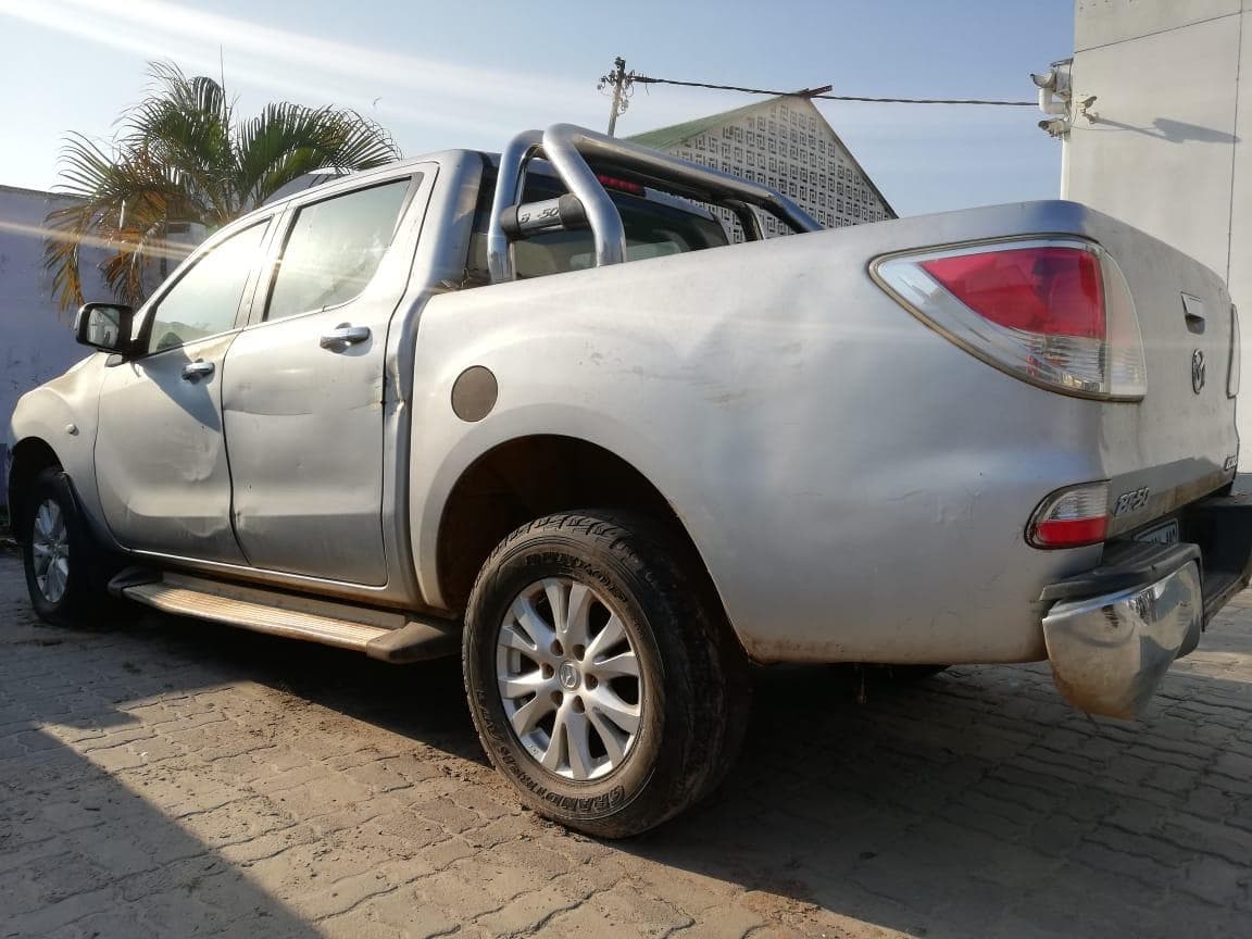 Mazda BT50 · — imagen 3