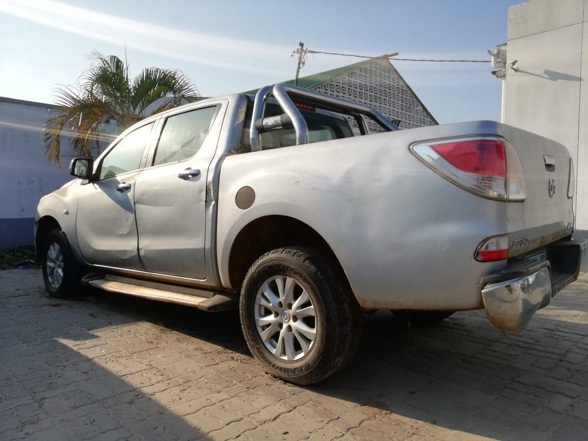 Mazda BT50 · — imagen 8