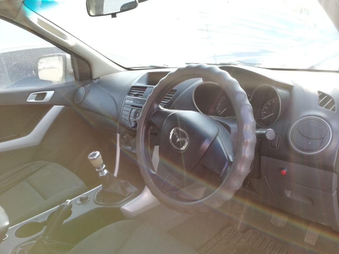 Mazda BT50 · — imagen 10