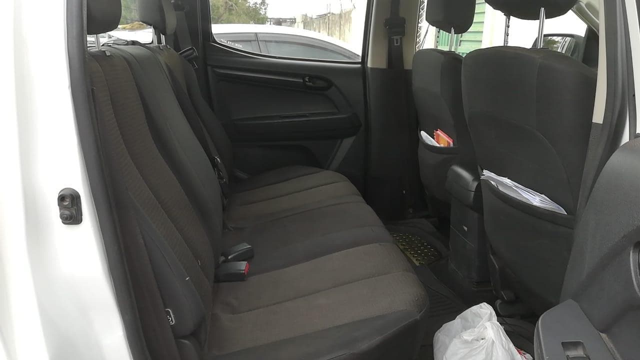 Isuzu KB 250 · — imagem 3