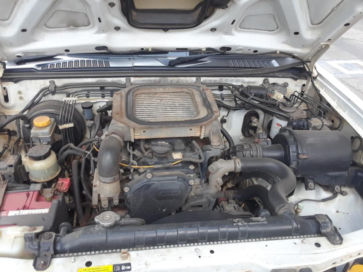 Nissan HardBody · — imagen 14