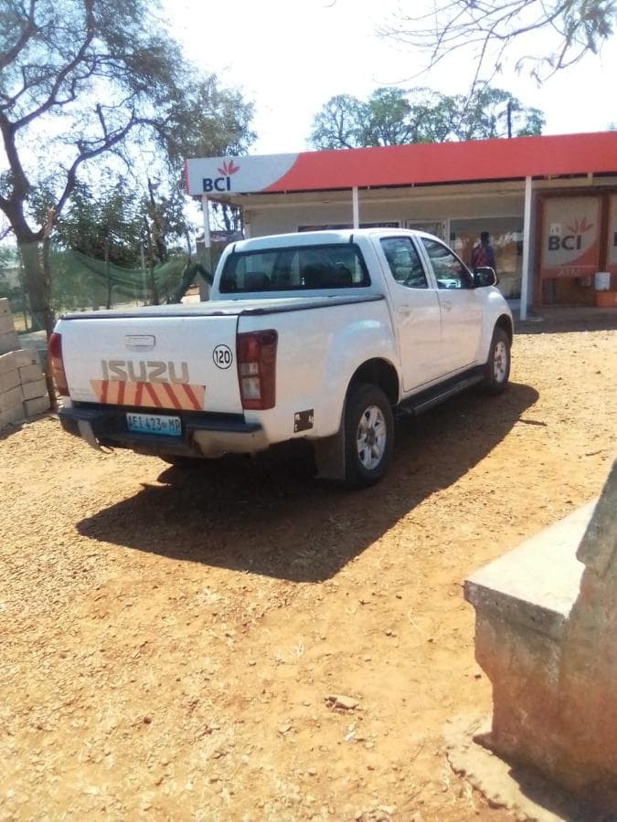 Isuzu KB 250D · — imagen 15