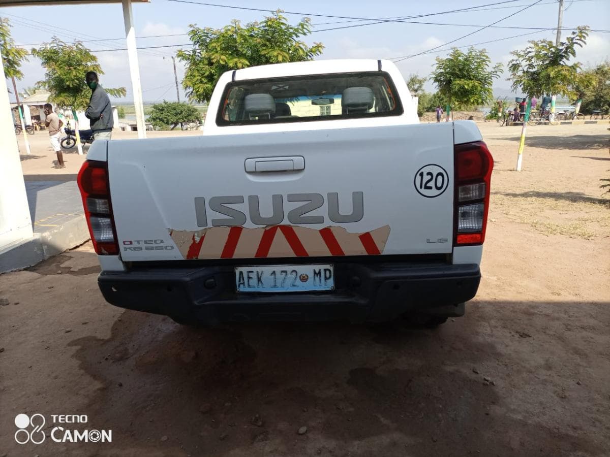 Isuzu KB 250D · — imagem 4