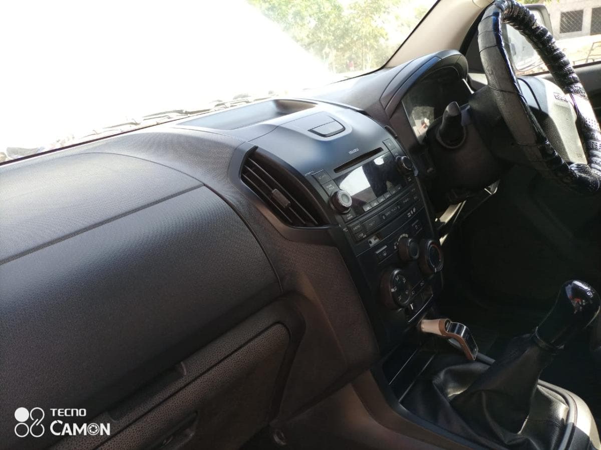 Isuzu KB 250D · — imagem 7