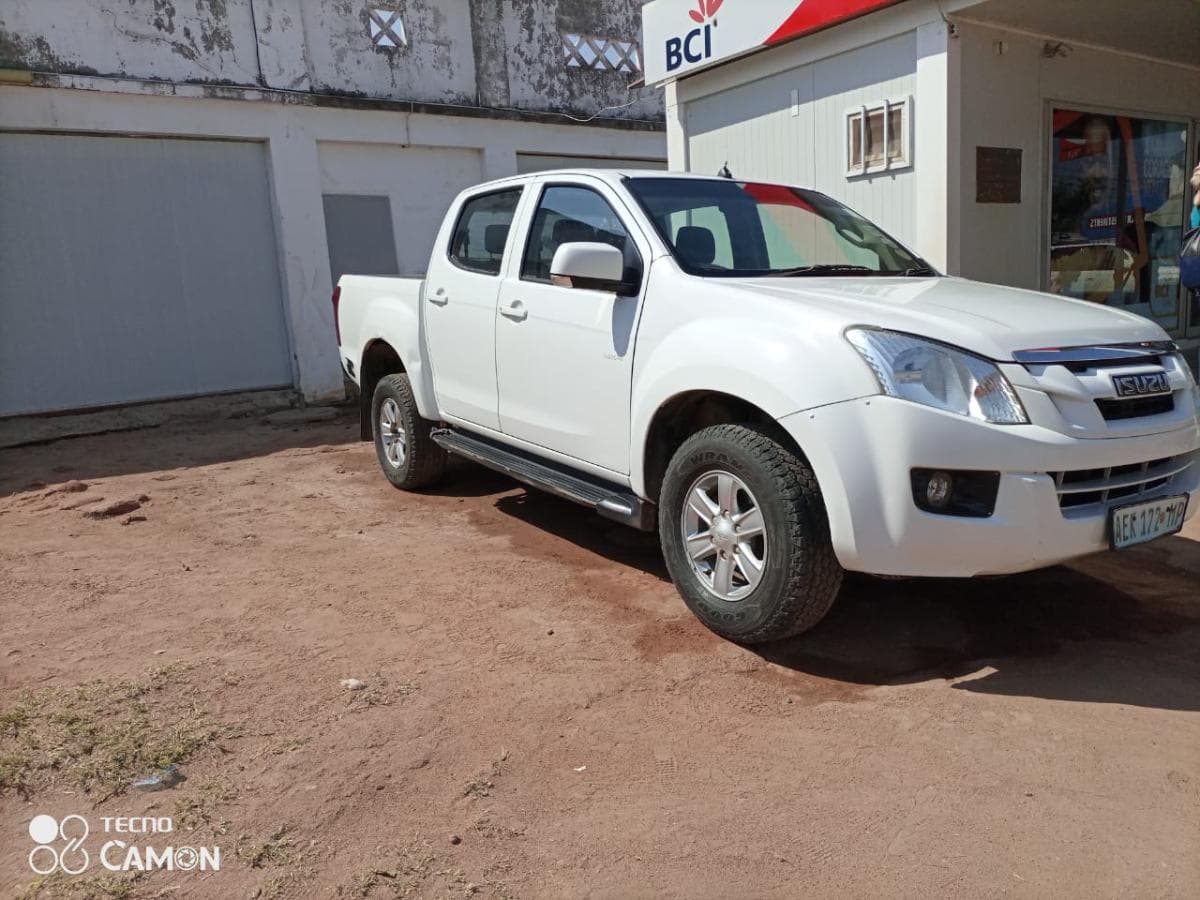 Isuzu KB 250D · — imagem 2