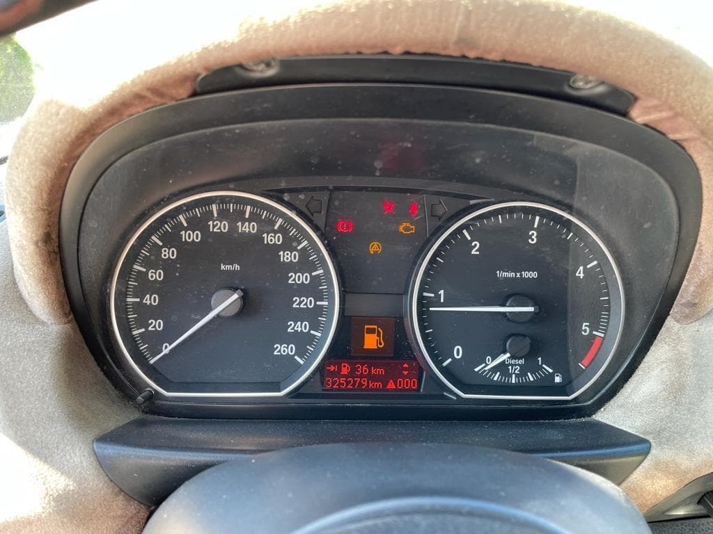 BMW 123 D · Ano 2008 — imagem 20