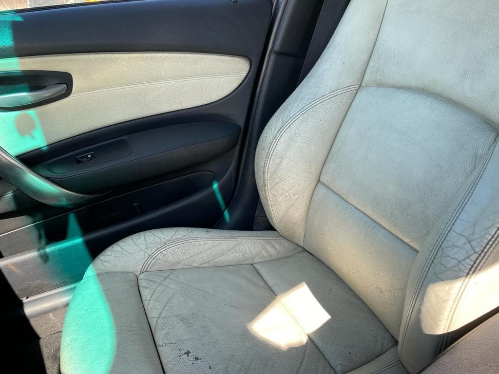 BMW 123 D · Ano 2008 — imagem 26