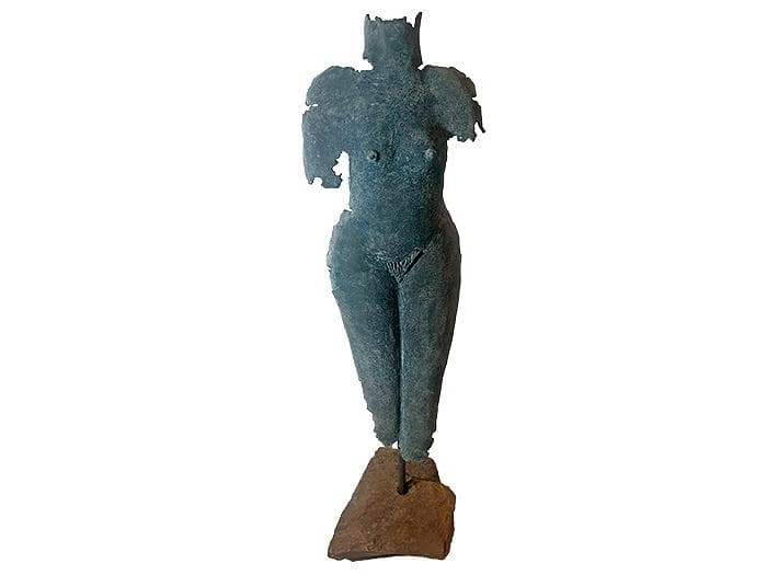 Menina bronze - Moreira das Neves