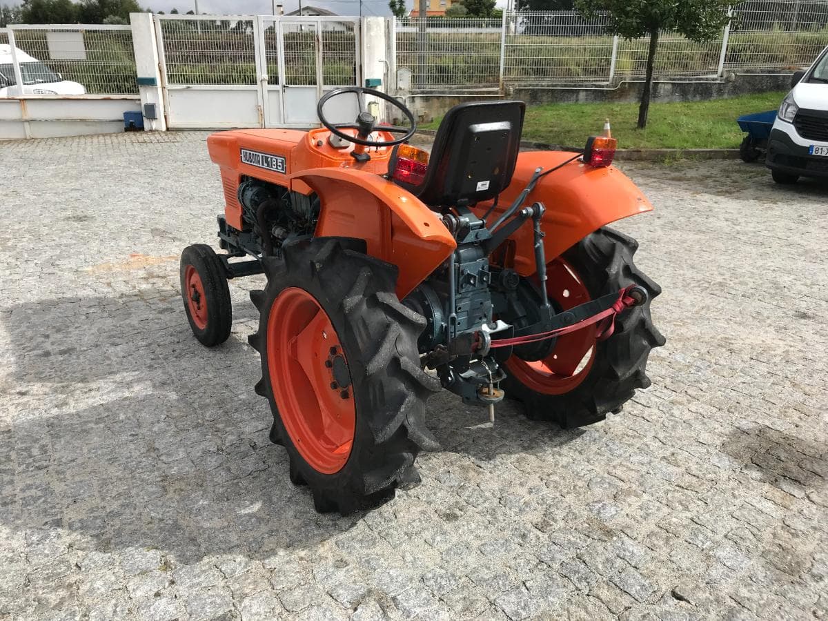 Trator agrícola Kubota L185 — imagem 4
