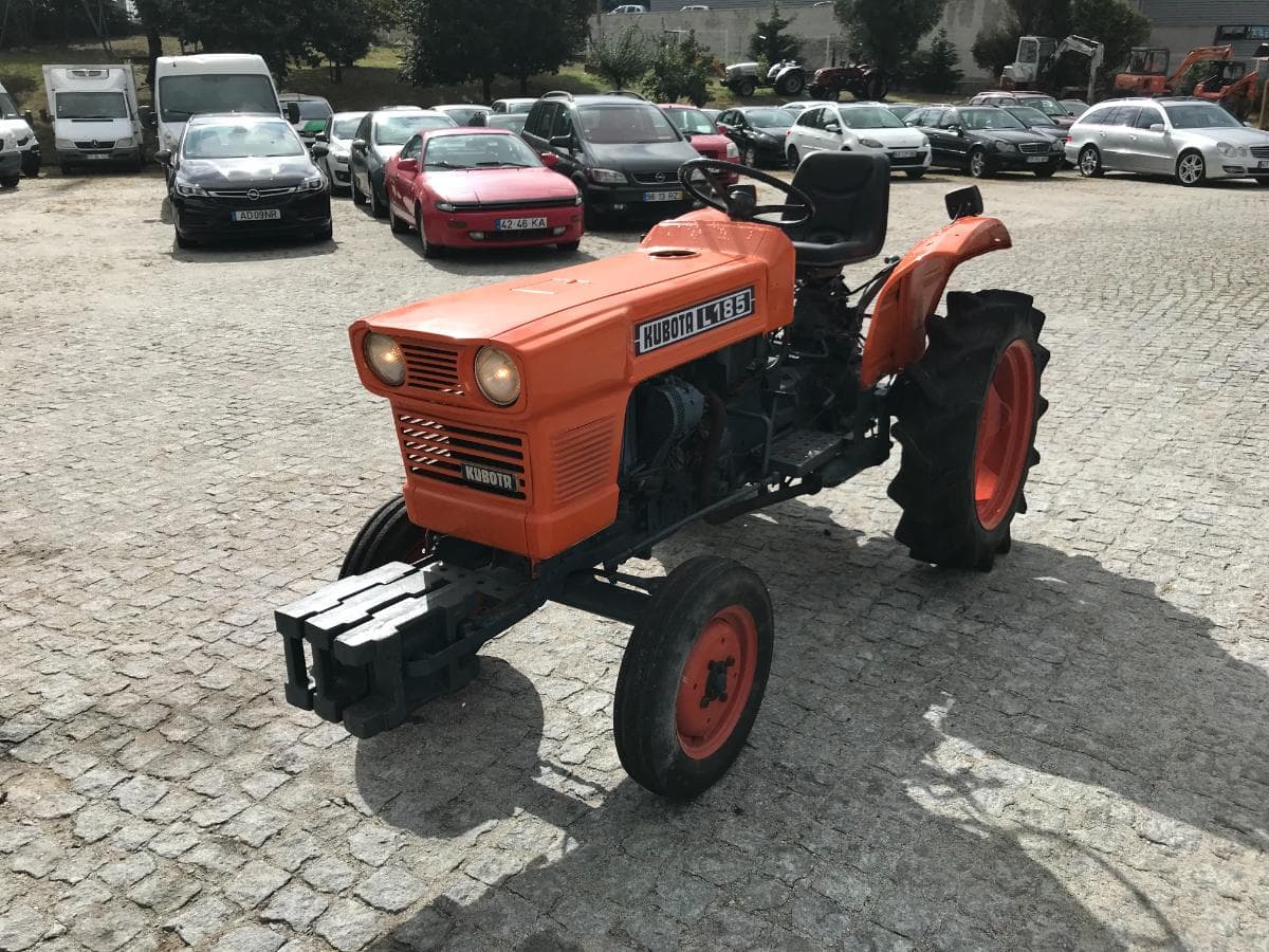 Trator agrícola Kubota L185 — imagem 2