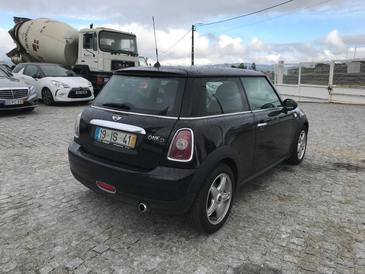 Mini Cooper One D · Ano 2010 — imagem 3