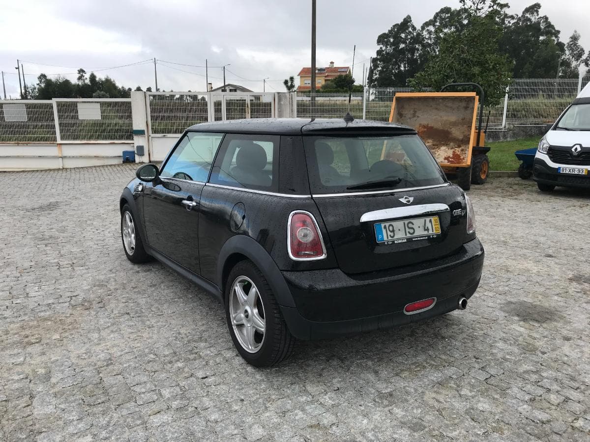 Mini Cooper One D · Ano 2010 — imagem 6