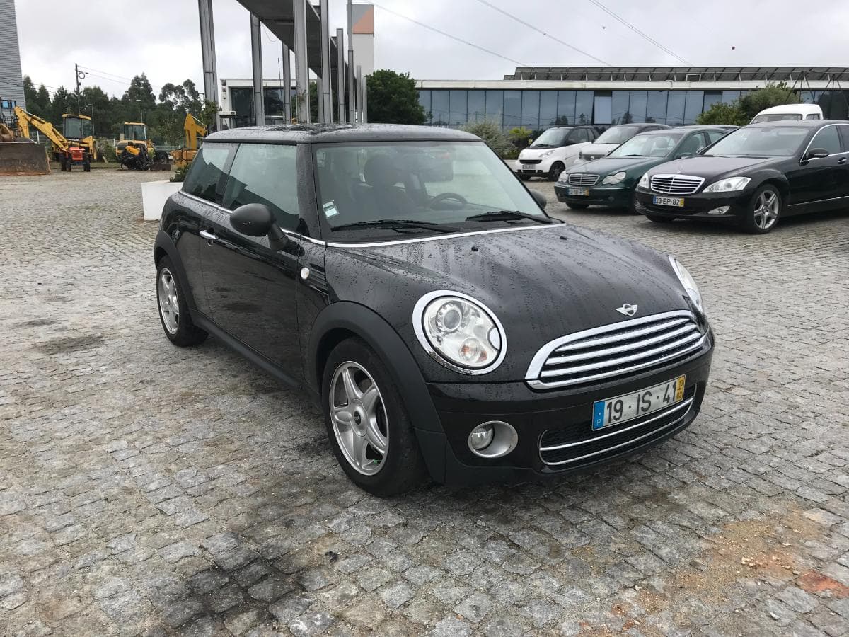 Mini Cooper One D · Ano 2010 — imagem 1