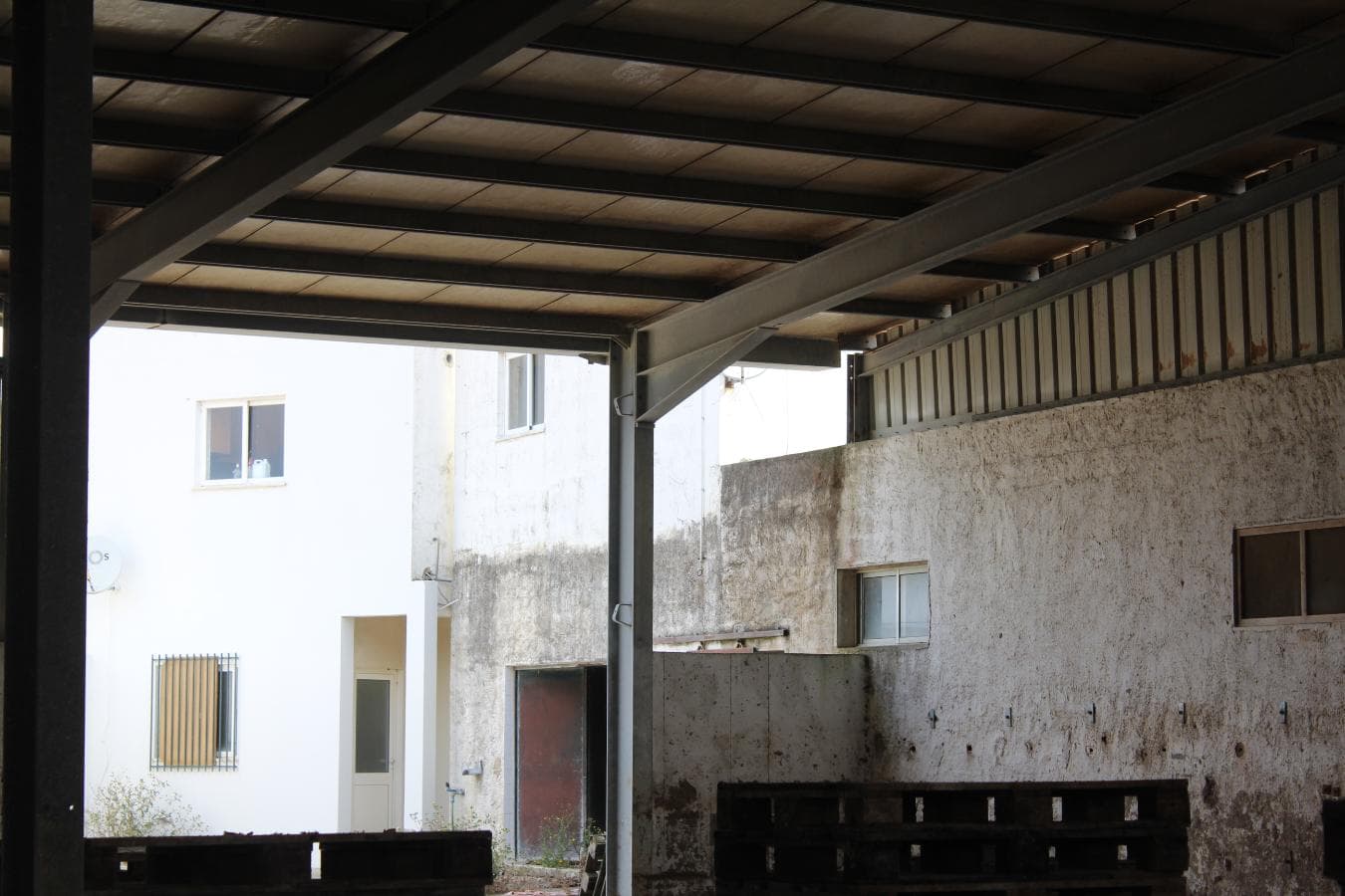 Armazém + Terreno c/ Benfeitorias · Torres Vedras — imagen 11