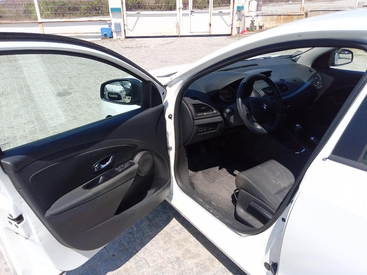 Renault Mégane 1.5 DCI · Ano 2014 — imagem 25